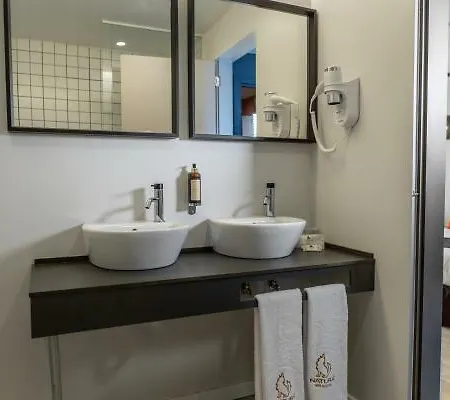 Sport Gym + מלון